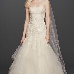 ✨Brand New Mermaid Style Wedding Dress✨